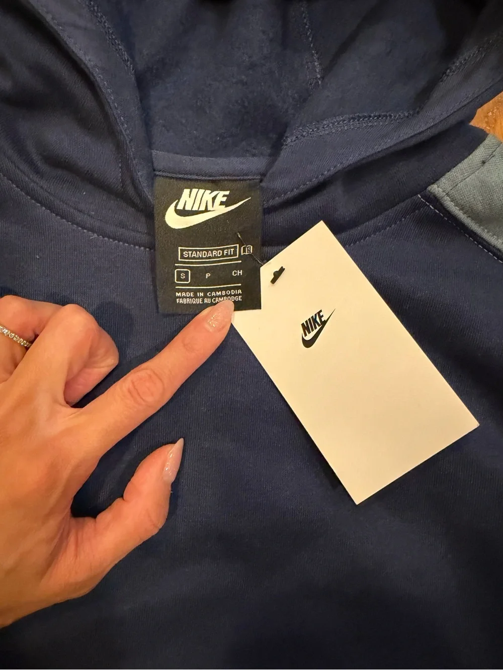 Nike classic pullover